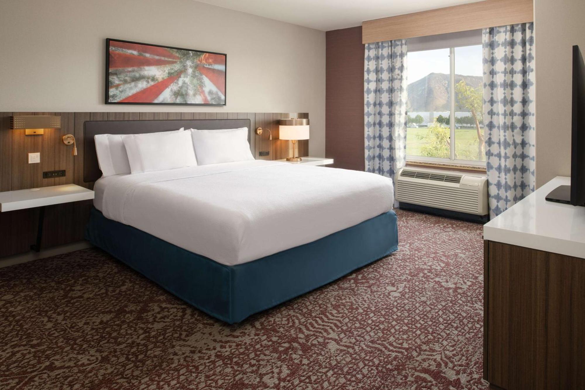 Hilton Garden Inn Fontana Exterior foto